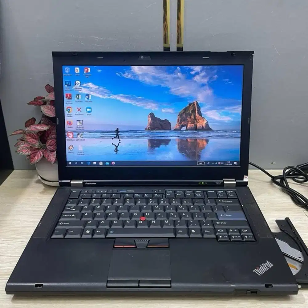 laptop lenovo thinkpad T420 core i5 gen 2 ram 4gb hdd 250 DL-ETM