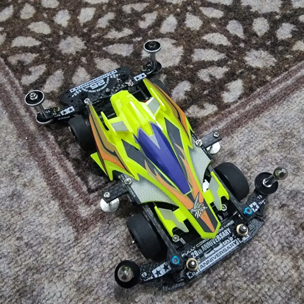 Tamiya STO RTR Ban bubut Carbon
