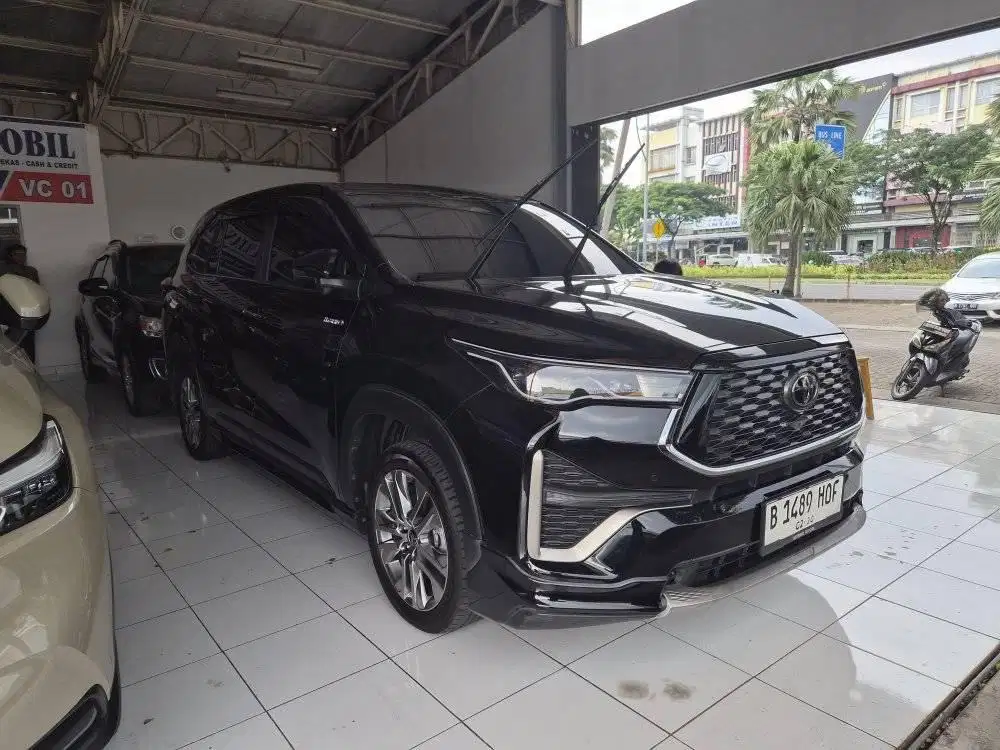 TOYOTA INNOVA 2.0 ZENIX Q TSS CVT MODELISTA 2024 HITAM