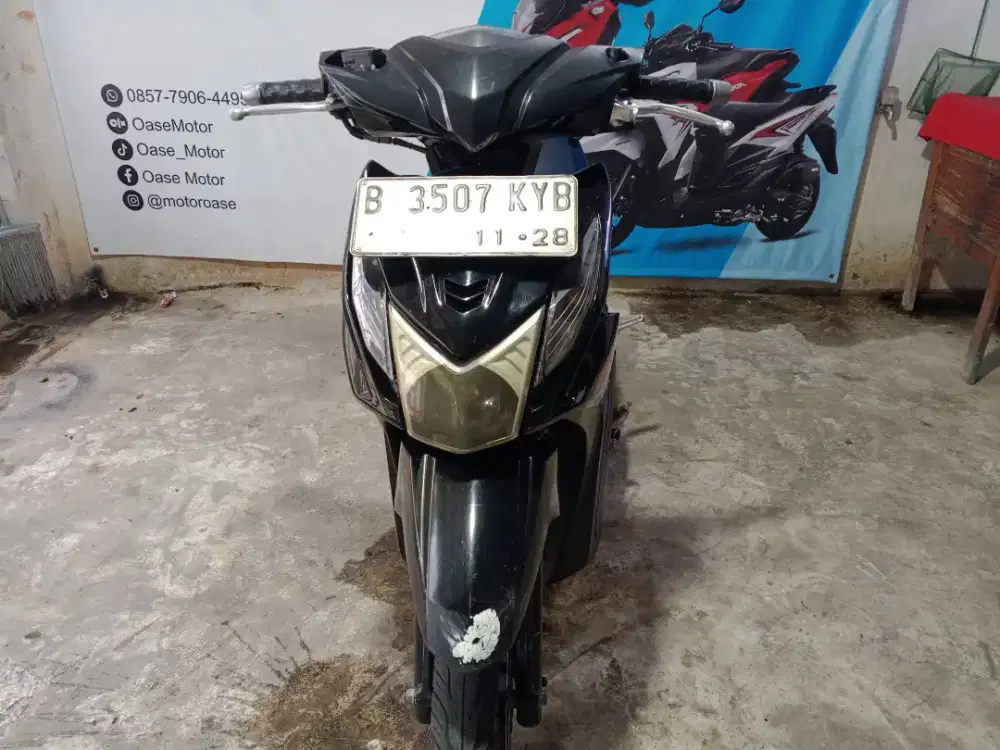 (B) Honda Beat FI Tahun 2015