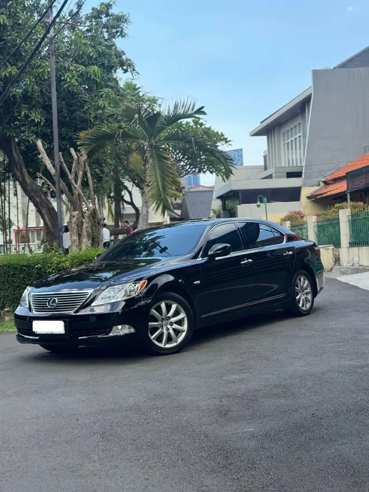 Lexus LS460 Long 2+2 fresh simpenan cash