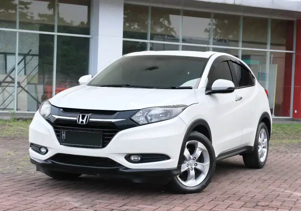 Garansi 1 Th, 2016 HRV E CVT, Low KM, Rawat Rutin, Istimewa