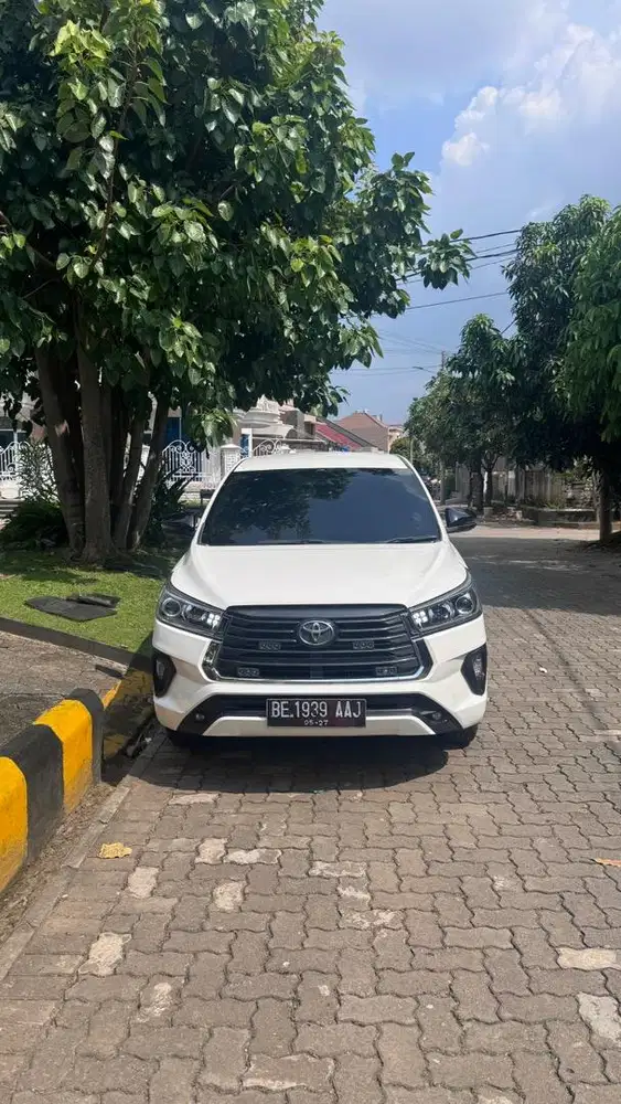 Innova V Diesel AT 2022 Km.50rb