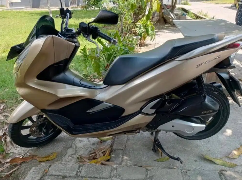 Dijual Honda PCX CBS 150cc Tahun 2018