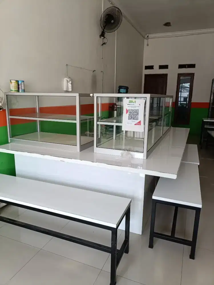 Perlengkapan Masak dan Jualan Warteg