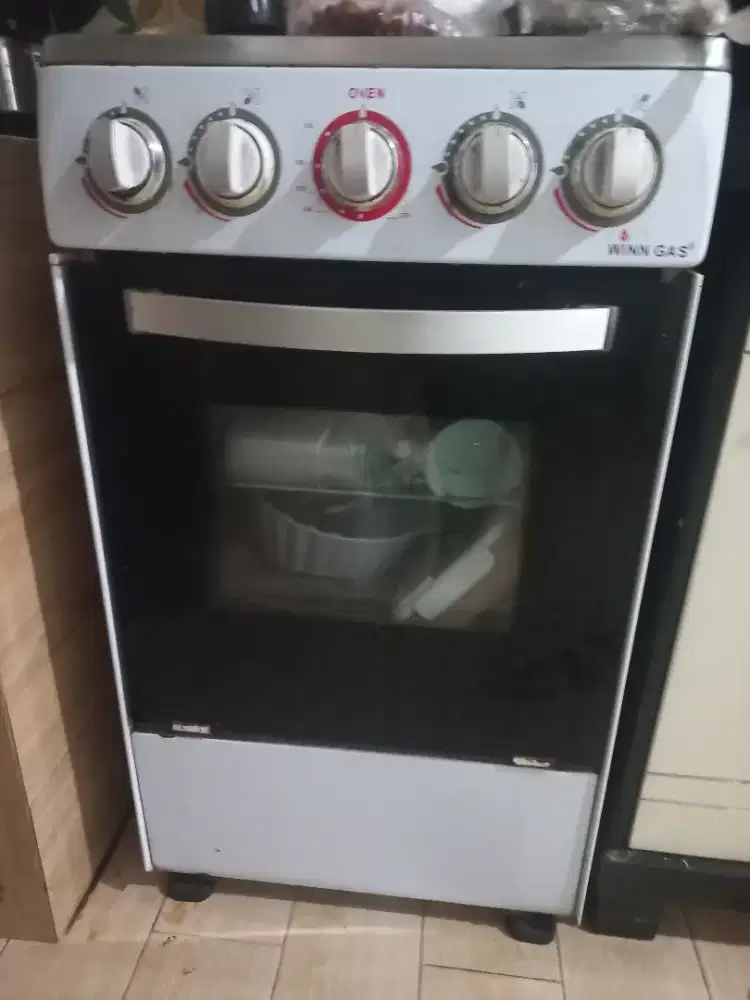 Kompor Winn Gas Standing 4 tungku + oven