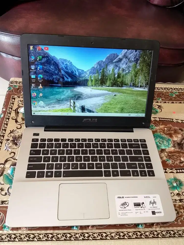 Asus Core i3 Gen4  Ram 4gb HDD 500gb