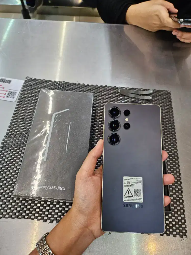 SAMSUNG S25 ULTRA NEW SEIN SEGEL 17JUTAAN BISA 0% PAKAI CC