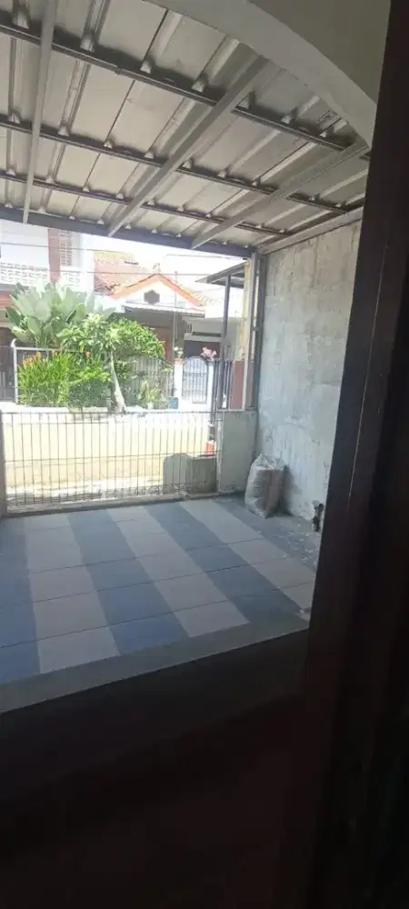 Dikontrakan tanpa perantara, Rumah - Depok.