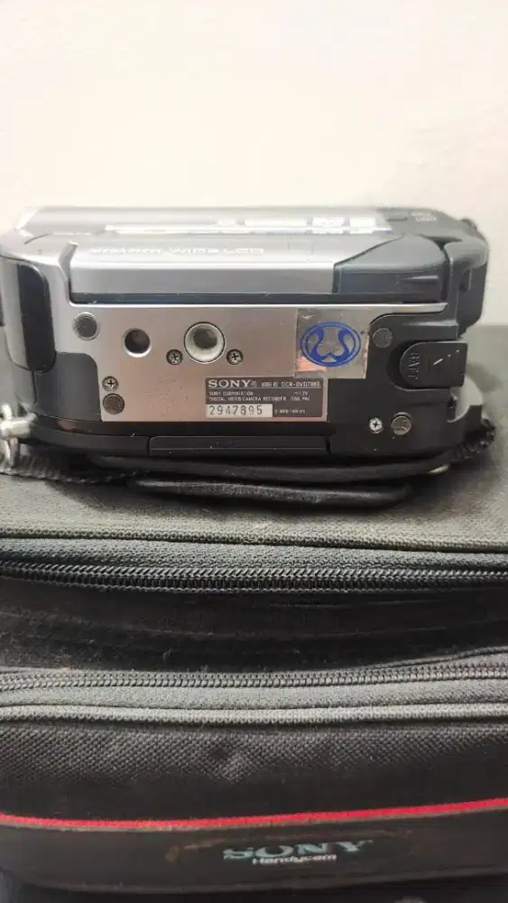 handycam sony model DCR - DVD708R