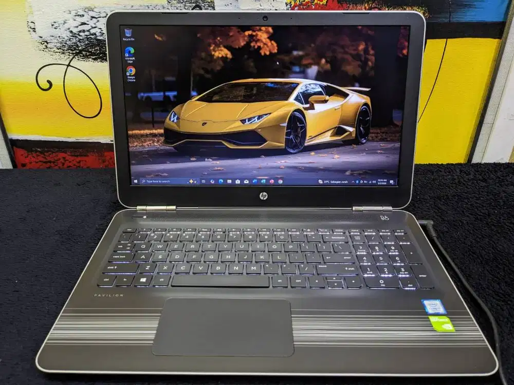 Laptop HP Pavilion 15 Core i7 Gen 7 8/1TB Backlit Nvidia 940MX 4GB