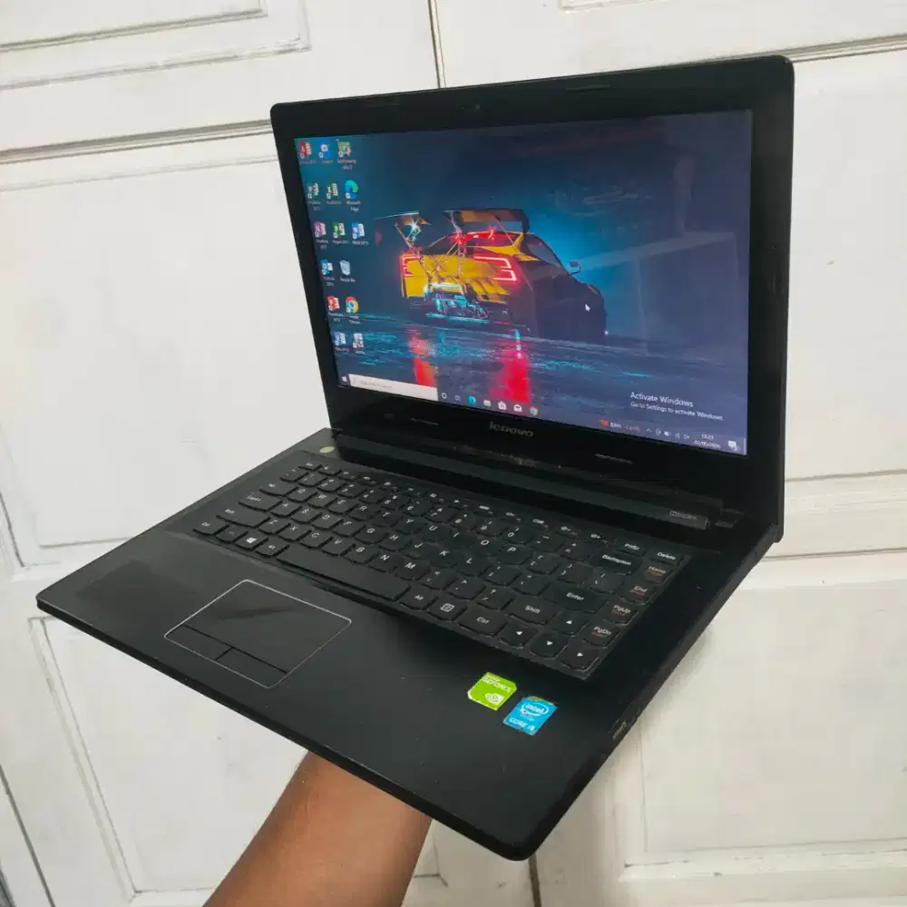 Lenovo Z40 Core i5 4210U Ram 8GB SSD 256GB Dual VGA Nvidia 840M