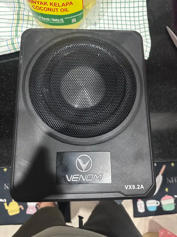 Subwoofer Under-seat Venom X8.2A