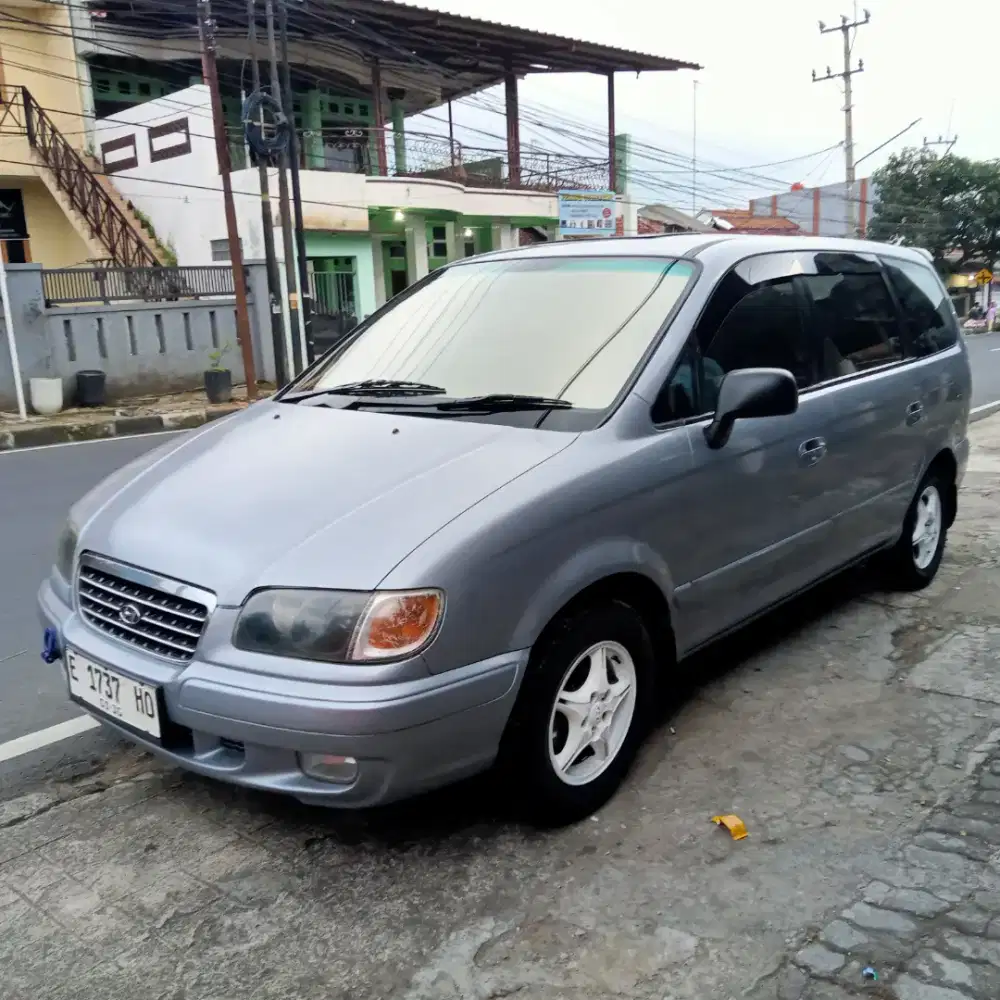 Hyundai trajet 2.0 mt