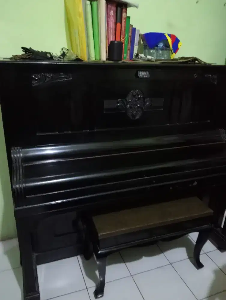 Piano Classic Collector Item
