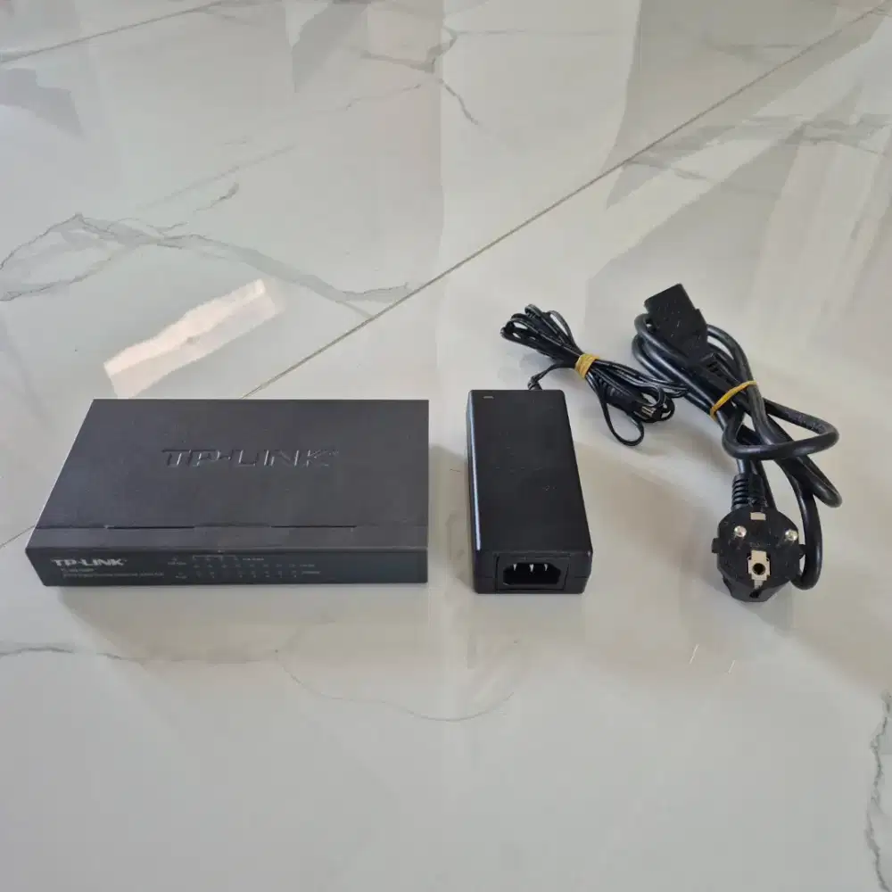 TP-LINK TL-SG1008P 8 Port Gigabit Switch 4 Port PoE. Kondisi Normal