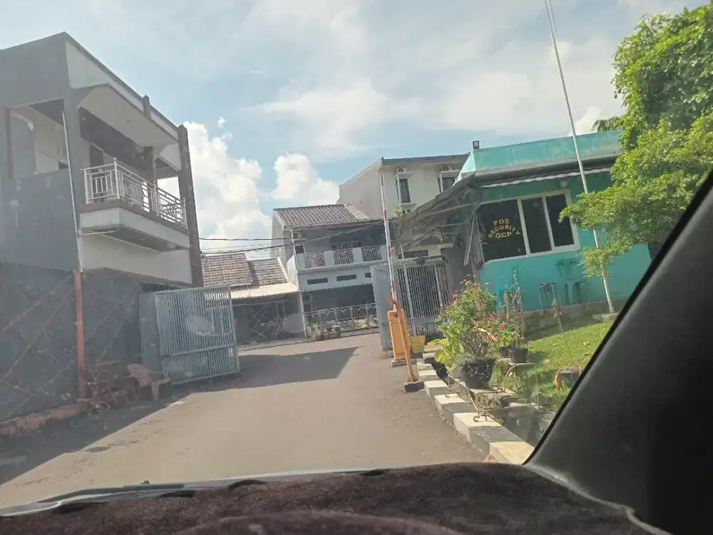 Di jual rumah komersil daerah citereup, 5 menit masuk tol jagorawi