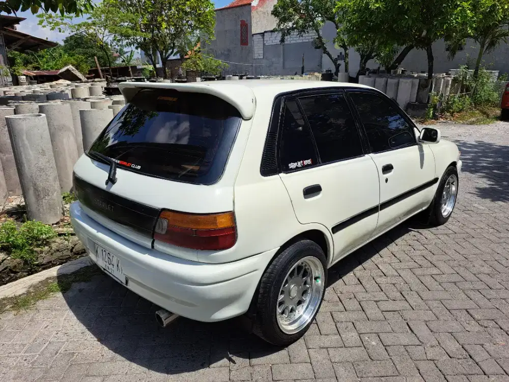 Toyota starlet limited 92
