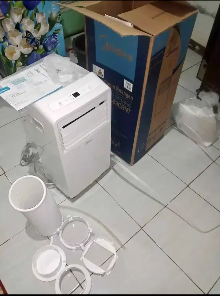 Midea 0.5 pk baru buka dus karna di kontrakan mcb nya 2 amper gak kuat