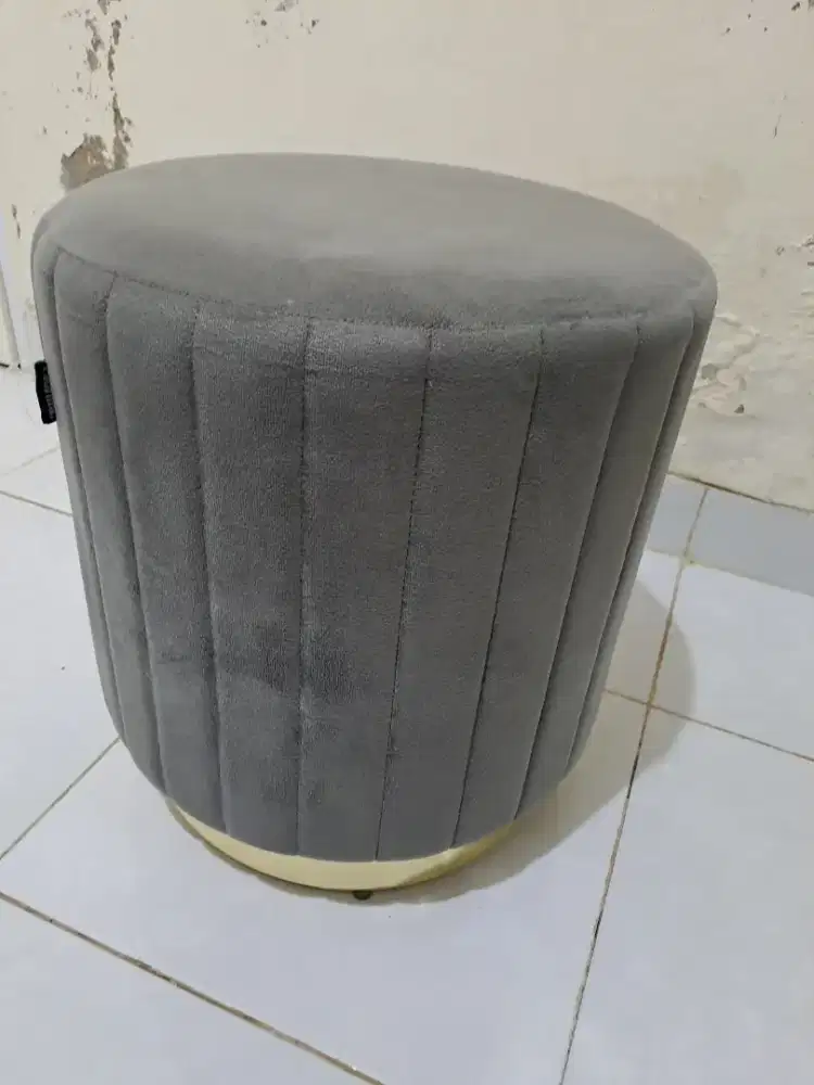 Sofa bulat ( informa )