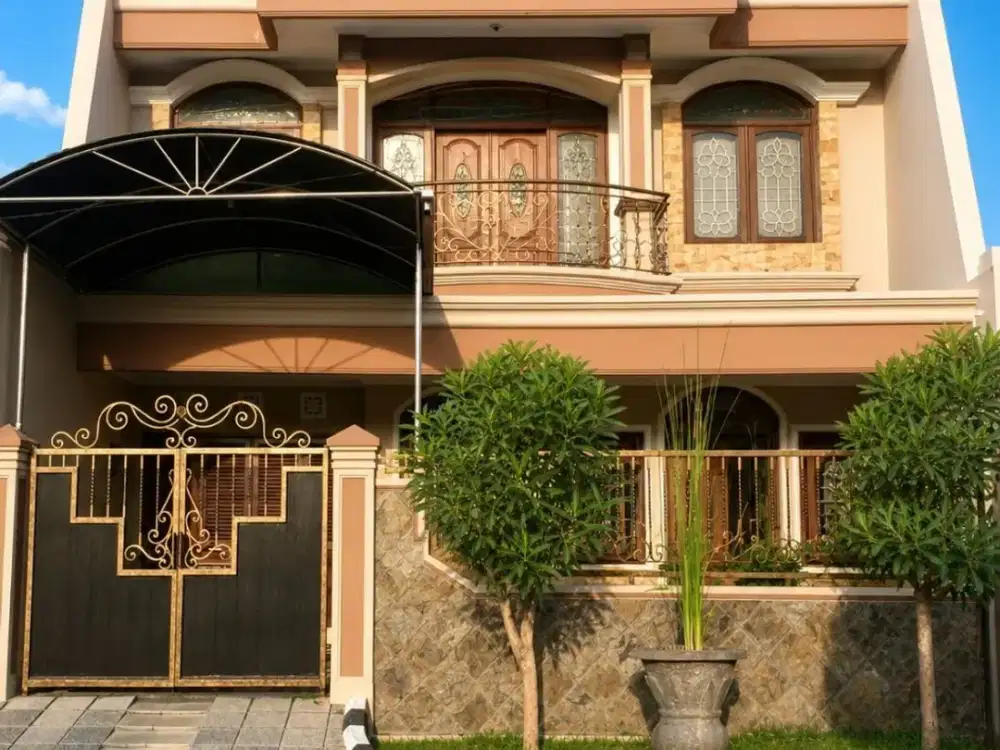 Rumah Sutorejo Prima STRATEGIS, FURNISH