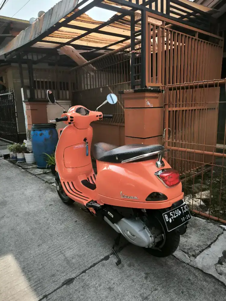 VESPA LX 125 I-IGET Orange Corallo 2021