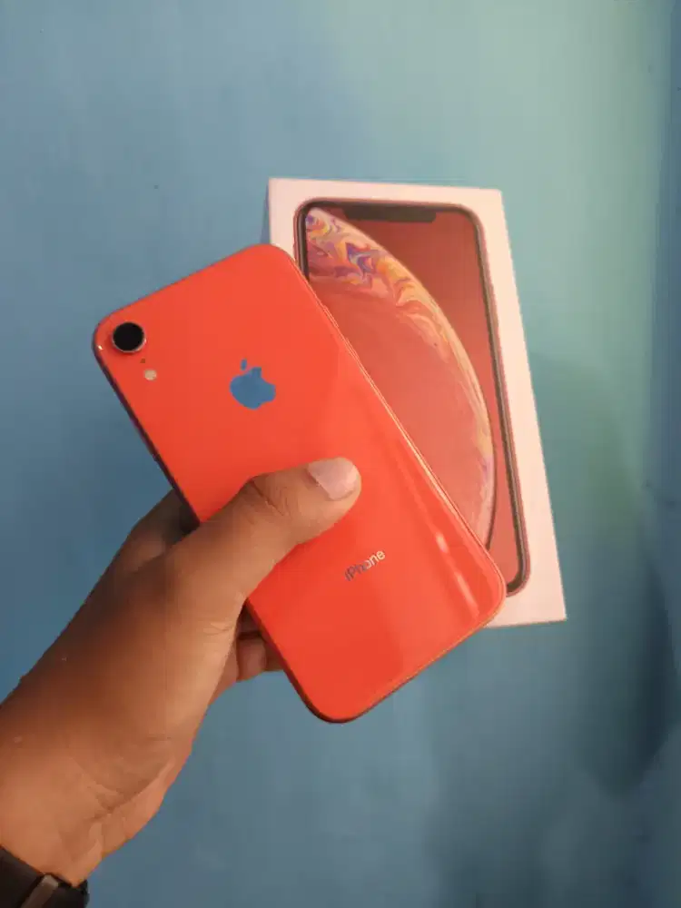 iPhone XR 64gb orange