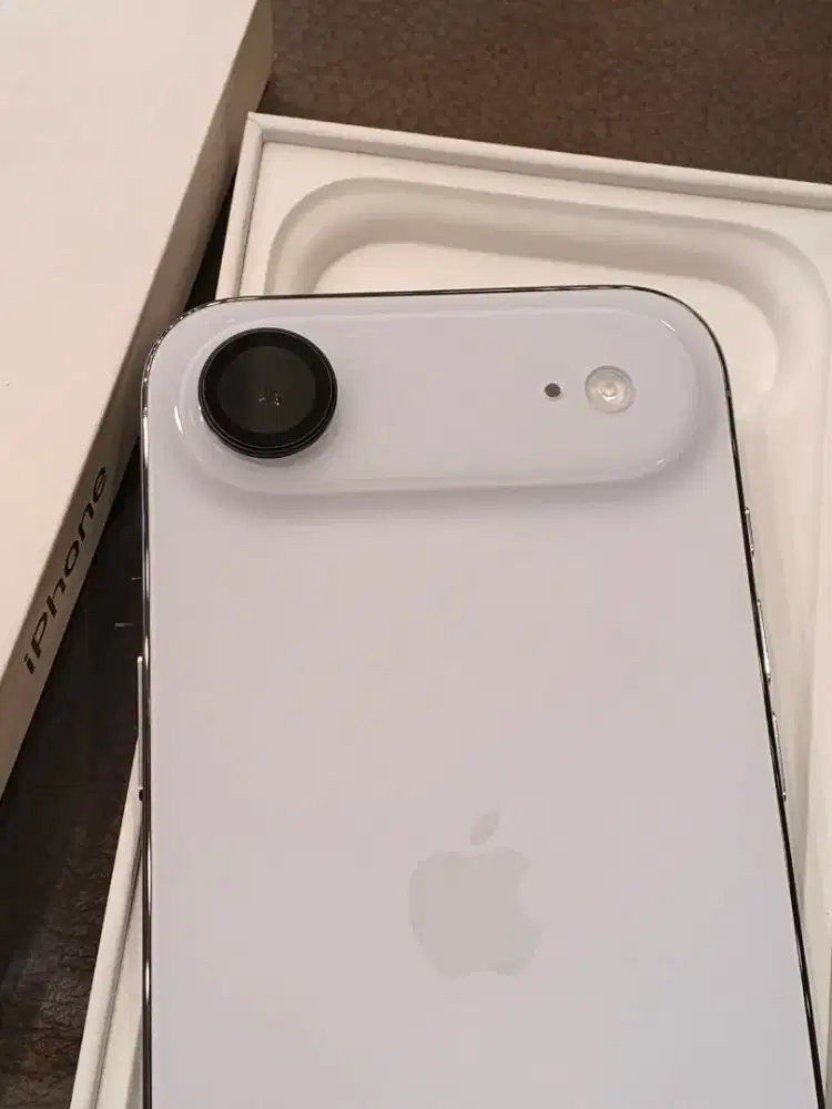 iPhone Air iBox 256gb Sky Blue Like new