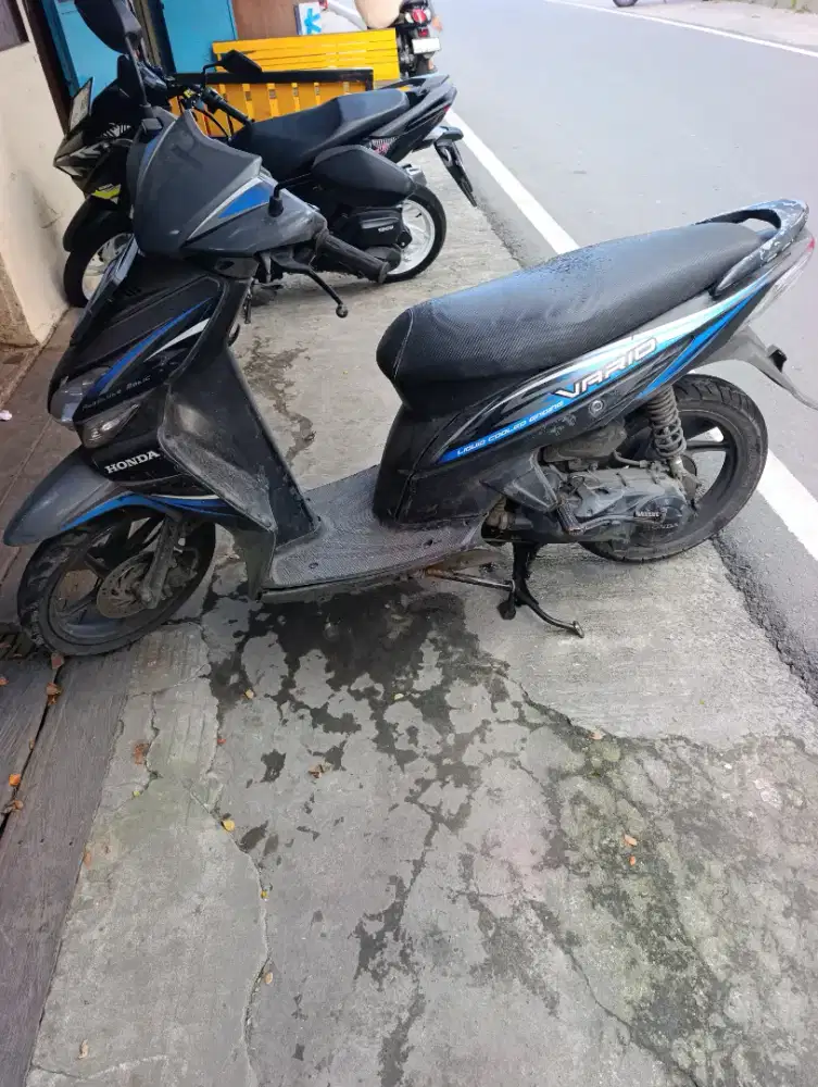Dijual, motor Vario Karbu, super irit, beli motor harga hp