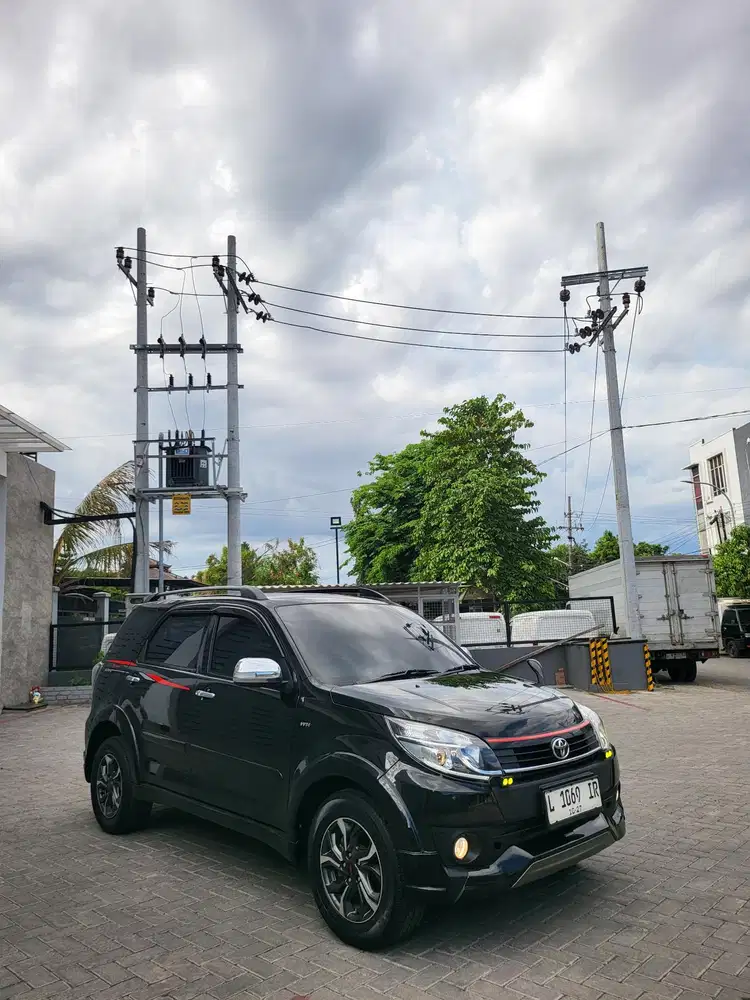 [Gress Mobil Kutisari]Rush S TRD Sportivo Manual Tahun 2017