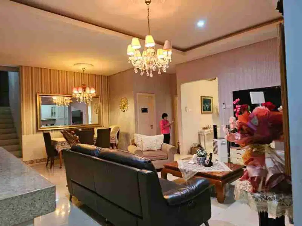 Rumah super mewah di dalam cluster Bintaro sektor 9 siap huni sp0090