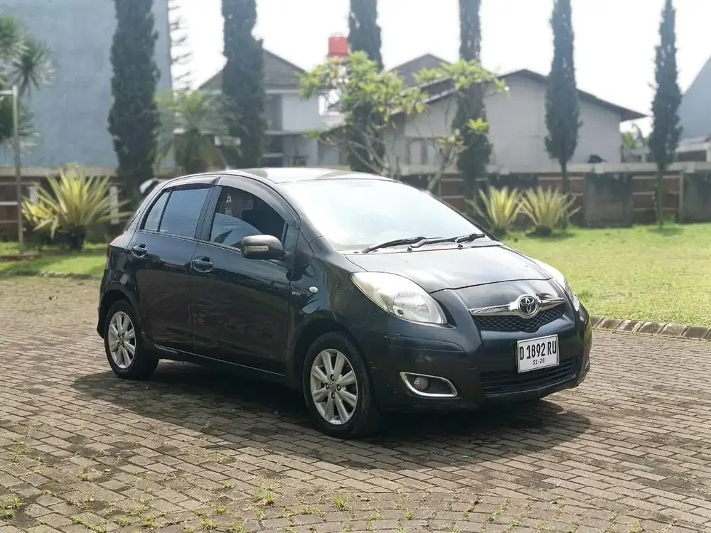 yaris J 1,5 Matic 2011