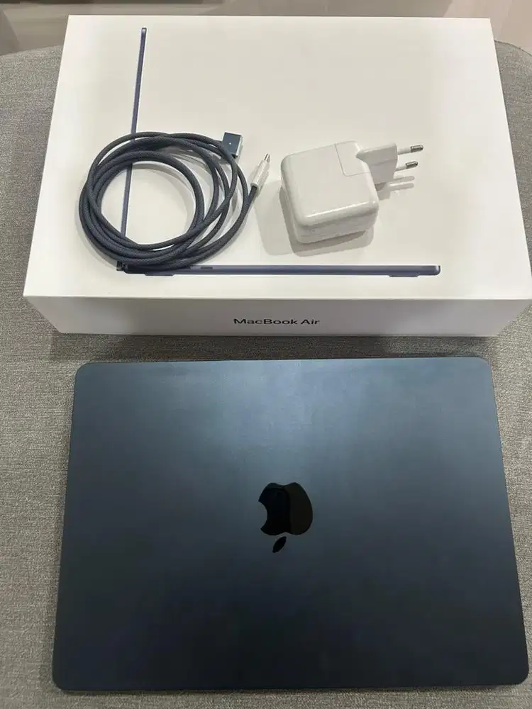 Macbook air M2 2022