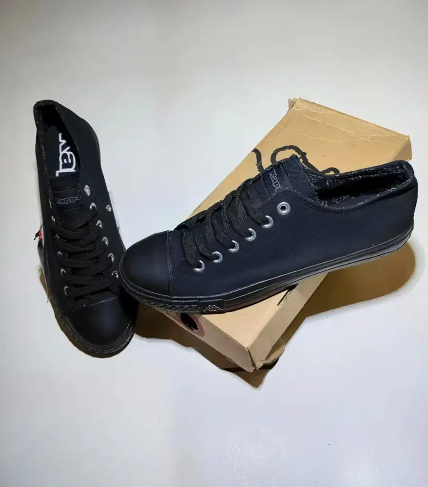 Sepatu Kappa Low Cut Erli II Size 42 Hitam