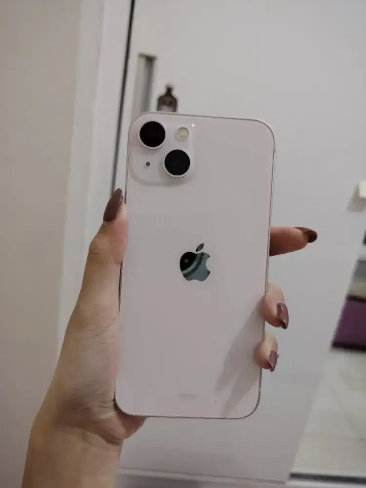IPhone 13 pink  ex ibox