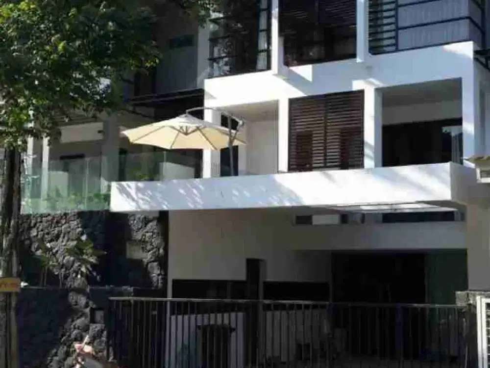 Disewakan rumah graha family full furniture