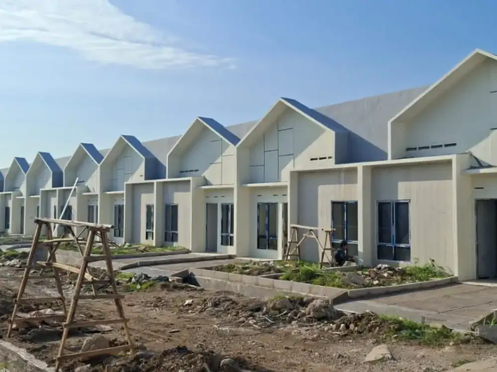 DIJUAL RUMAH MURAH LOKASI STRATEGIS, BEBAS BANJIR, KAWASAN RAMAI PENDUDUK, DI KARAWANG