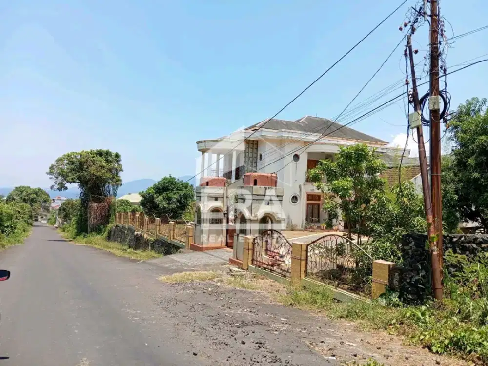 DIJUAL RUMAH