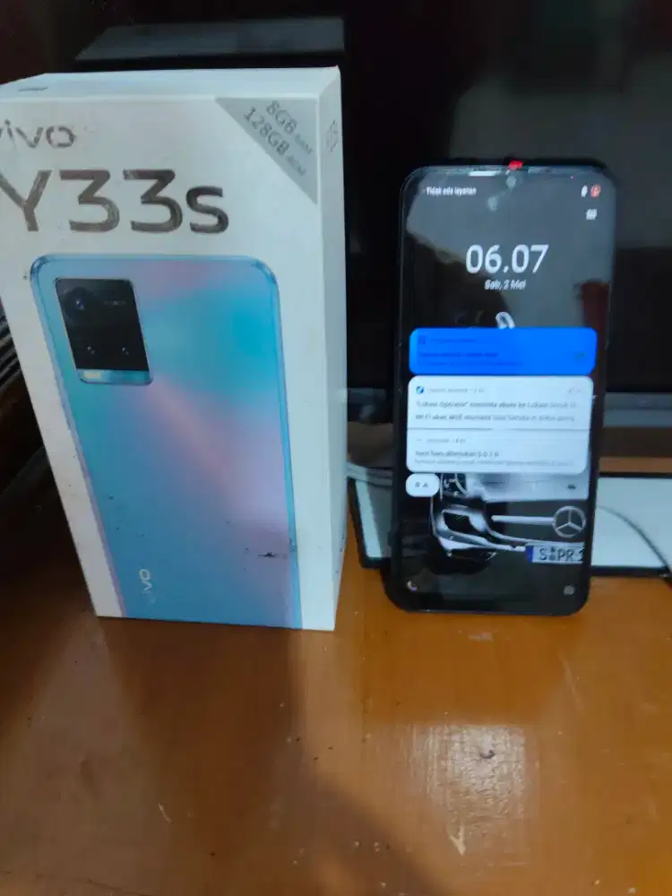 Vivo Y33s second