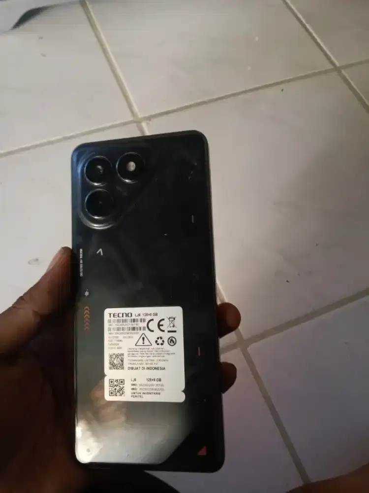 Tecno pova 7 8/128