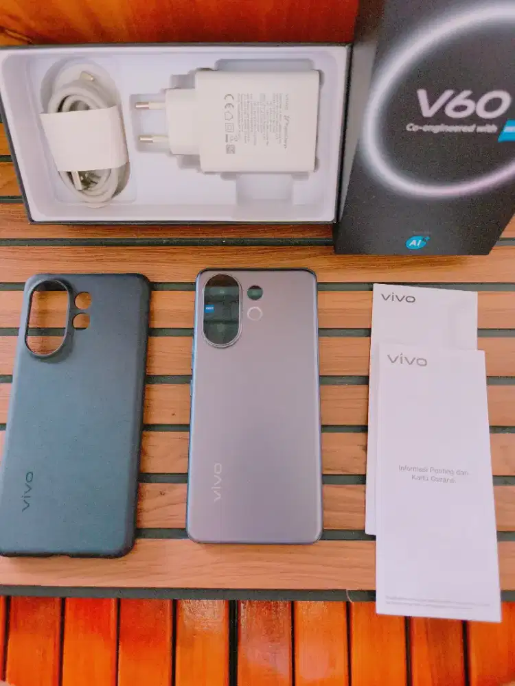 Vivo V60 5G 8/256 Grey Mulus Fullset Ori Garansi Panjang