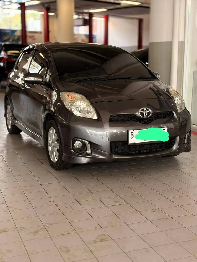 Toyota Yaris Terawat!!
