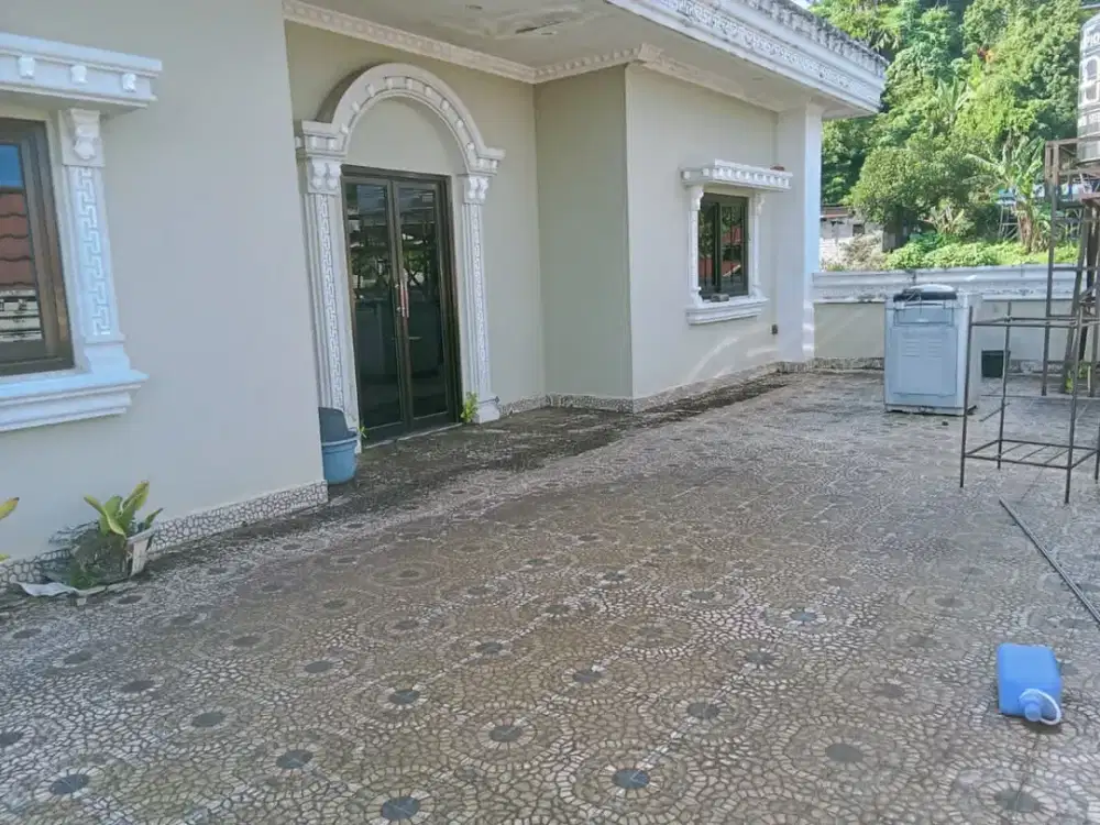 DIJUAL RUMAH