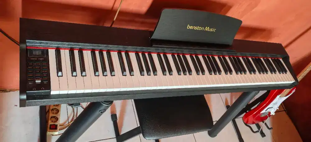 Piano elektrik beston
