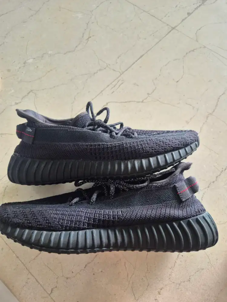 Adidas Yeezy Buy 1 Get 1