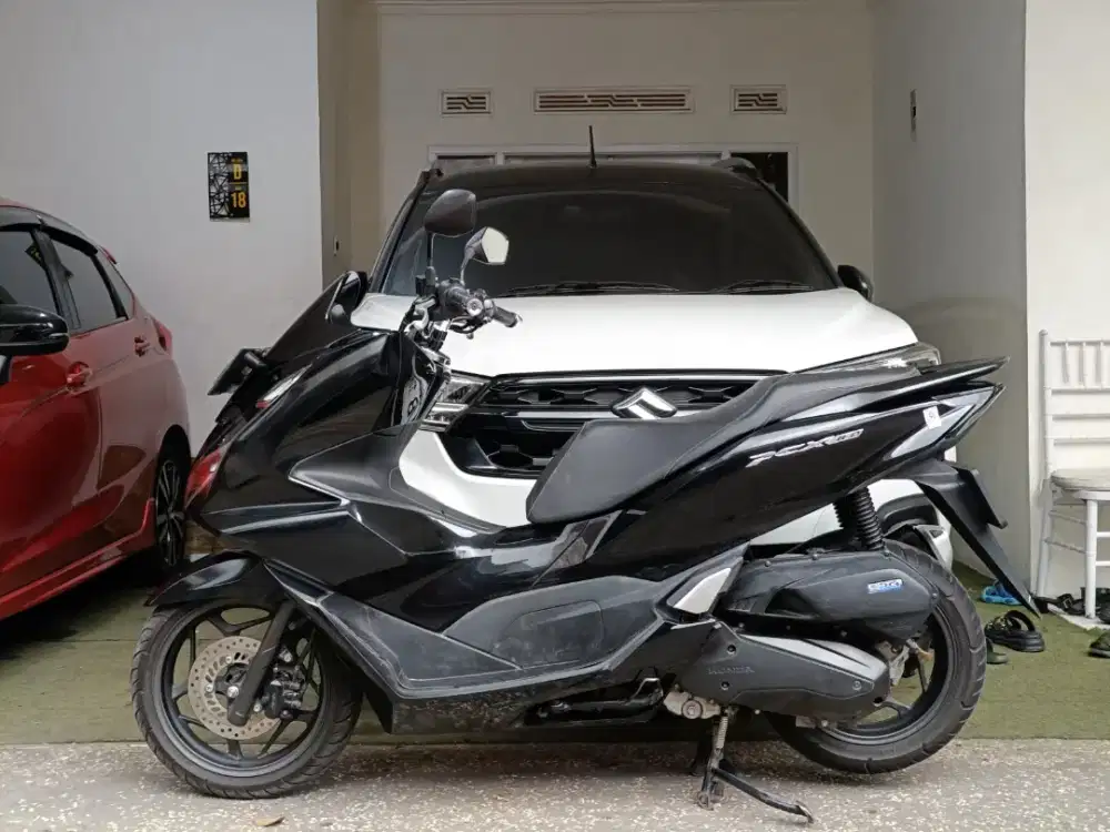 Pcx 160 tahun 2024 low km 13rb/tt boleh gan cash lebih bagus