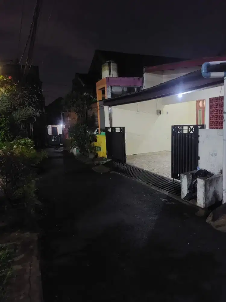 Disewakan take over rumah di bunga rampai duren sawit