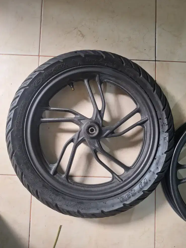 velg vario125 standar kondisi mulus