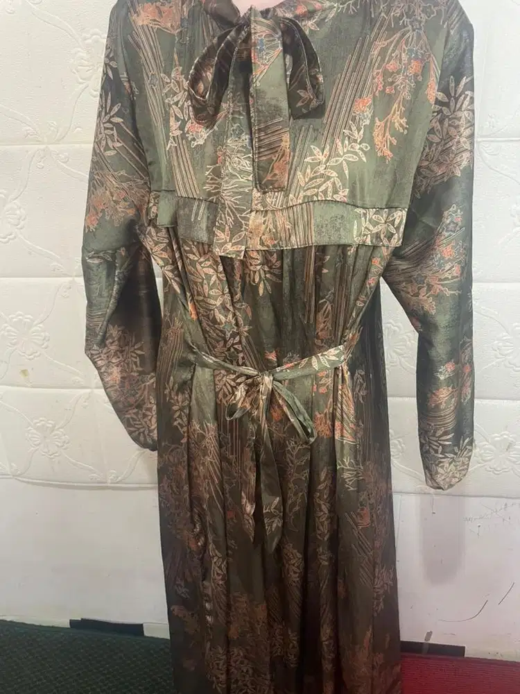 Gamis Silky Hijau