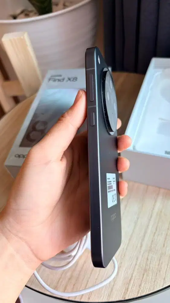 For sale oppo find x8 like new